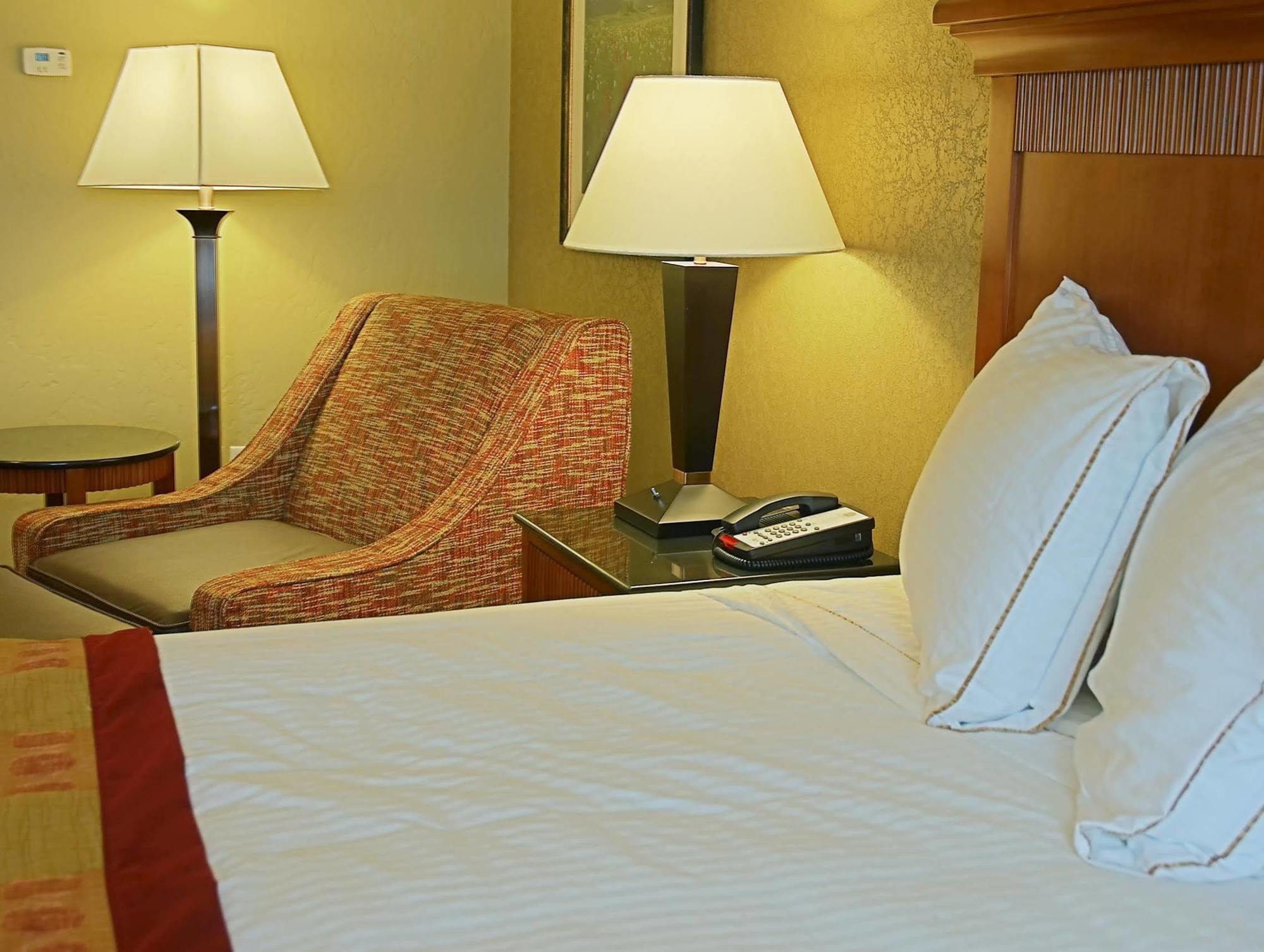 Best Western Plus Canyon Pines Огден Екстер'єр фото
